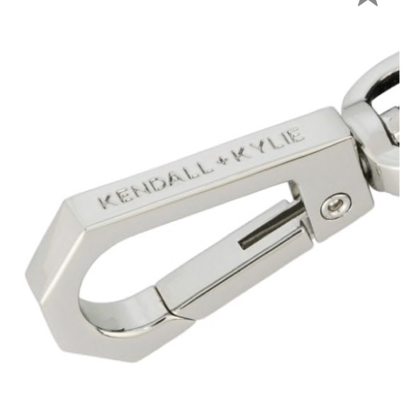 KENDAL & KYLIE Star Bag Charm - Picture 4 of 4